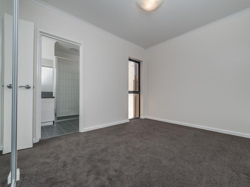 12/2 Commander Drive, Alkimos WA 6038