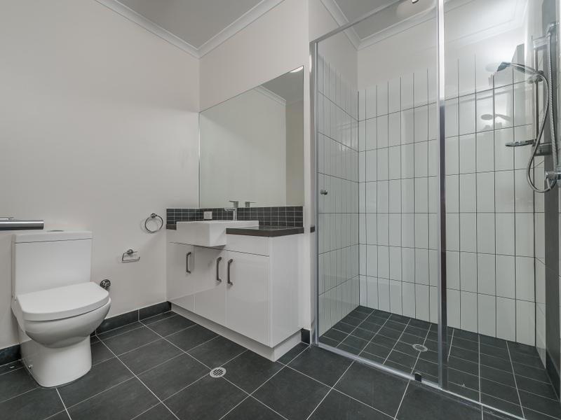 12/2 Commander Drive, Alkimos WA 6038