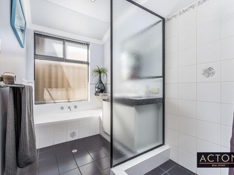 21 Tetbury Road, Butler WA 6036