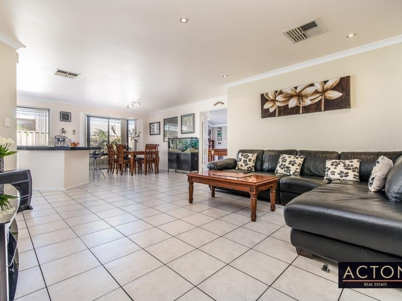 21 Tetbury Road, Butler WA 6036