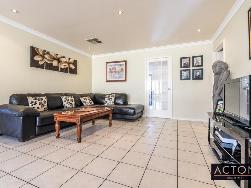 21 Tetbury Road, Butler WA 6036