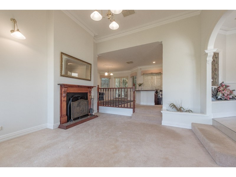 5 CLAREVILLE CRESCENT, Kallaroo WA 6025
