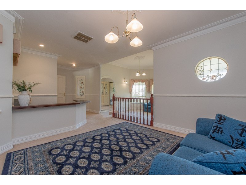 5 CLAREVILLE CRESCENT, Kallaroo WA 6025