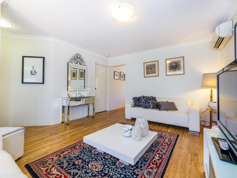 10/2 Talbot Road, Woodlands WA 6018