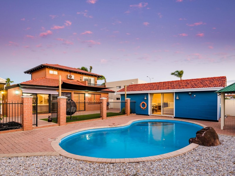 6 DEE WHY GROVE, Kallaroo WA 6025