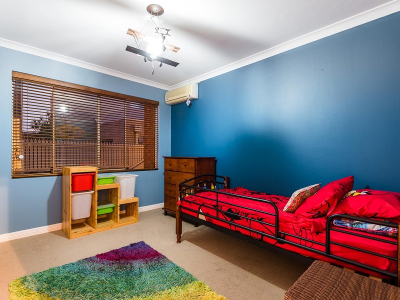 6 DEE WHY GROVE, Kallaroo WA 6025