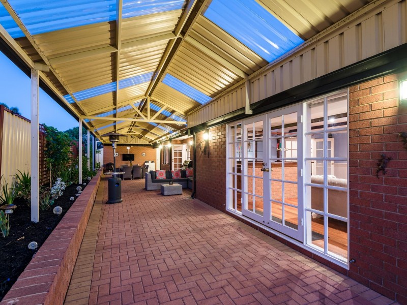 6 DEE WHY GROVE, Kallaroo WA 6025