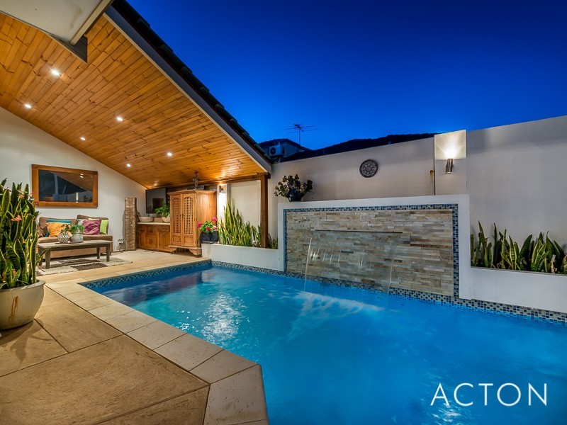 43 LONG BEACH PROMENADE, Mindarie WA 6030