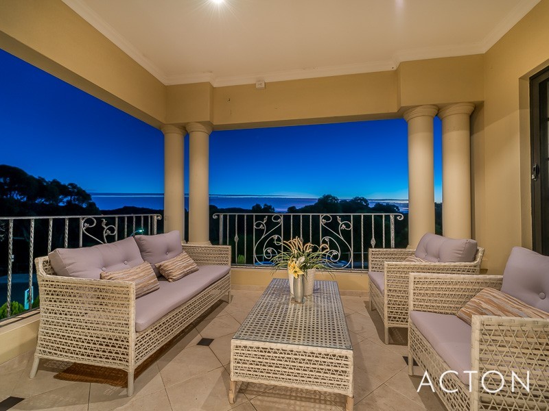 43 LONG BEACH PROMENADE, Mindarie WA 6030