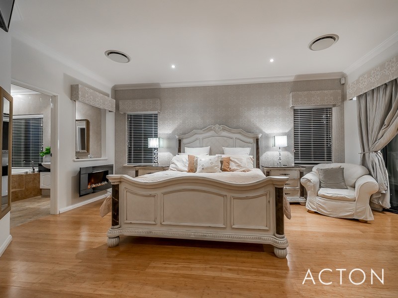 43 LONG BEACH PROMENADE, Mindarie WA 6030