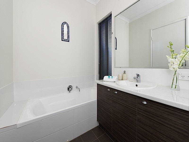 17B Jukes Way, Wembley WA 6014