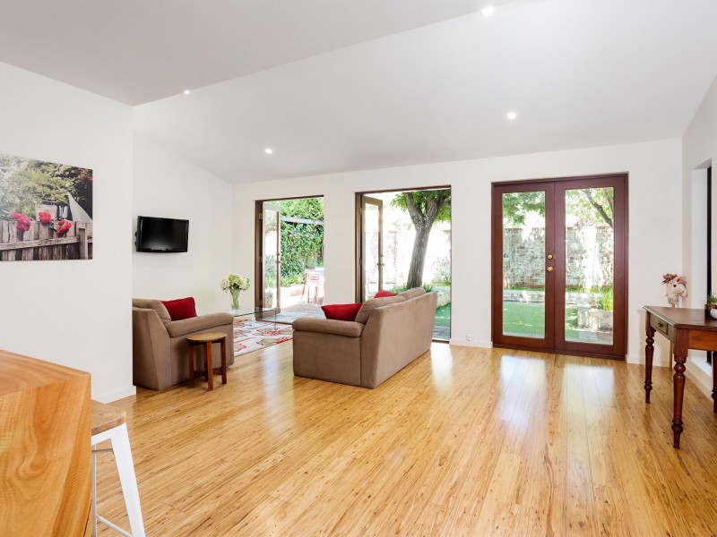 9A Princess Road, Crawley WA 6009