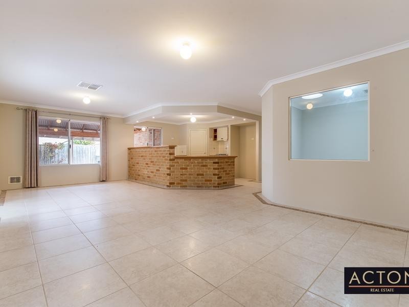 19 DARTMOUTH CIRCLE, Quinns Rocks WA 6030