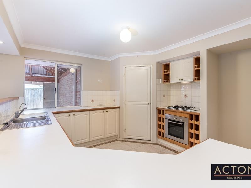 19 DARTMOUTH CIRCLE, Quinns Rocks WA 6030