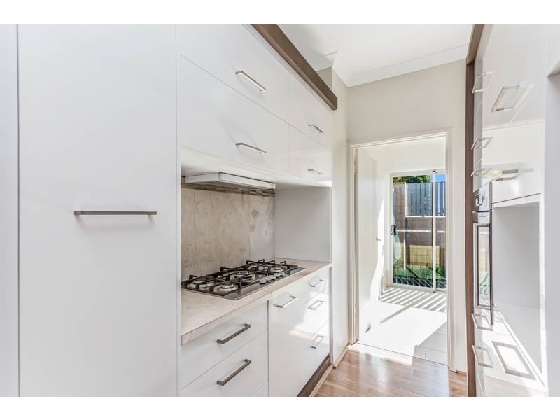 1/16 Wallace Street, Belmont WA 6104