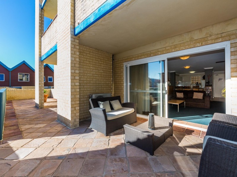 101/68 Southside Drive, Hillarys WA 6025