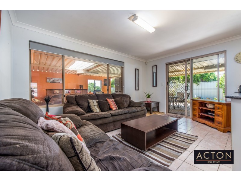 22 Banfield Grove, Clarkson WA 6030