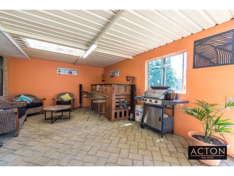 22 Banfield Grove, Clarkson WA 6030