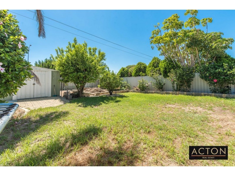 22 Banfield Grove, Clarkson WA 6030