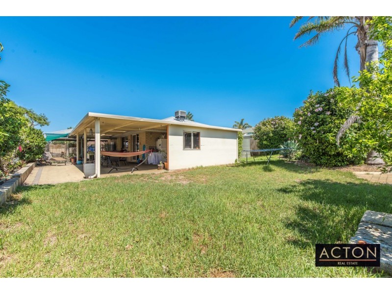 22 Banfield Grove, Clarkson WA 6030