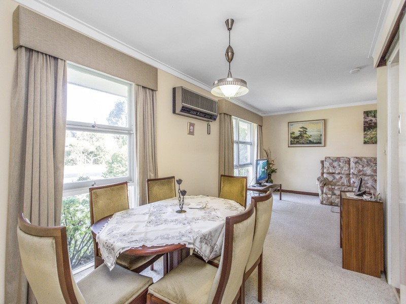 11 Lyndhurst Street, Dianella WA 6059
