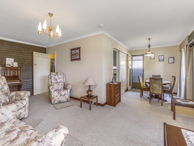 11 Lyndhurst Street, Dianella WA 6059