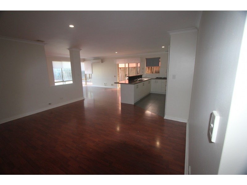 7 Mintaro Parade, Quinns Rocks WA 6030