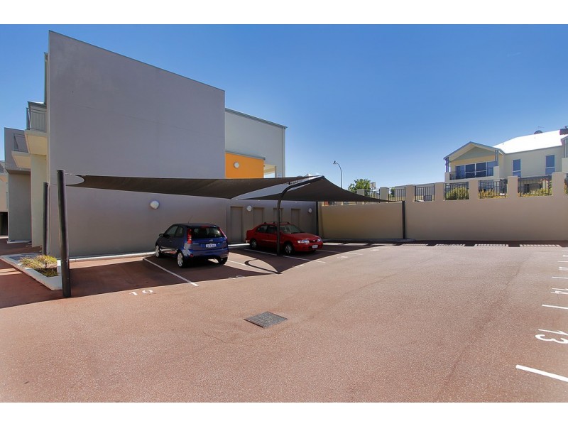 17/10 Pavonia Link, Clarkson WA 6030