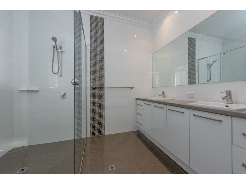 10B Donar Street, Innaloo WA 6018