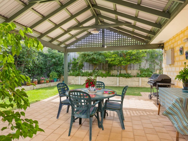 4 Brix Street, Wembley Downs WA 6019