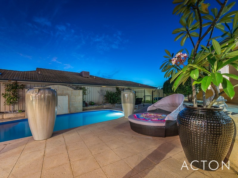 33 Shoalwater Parkway, Iluka WA 6028