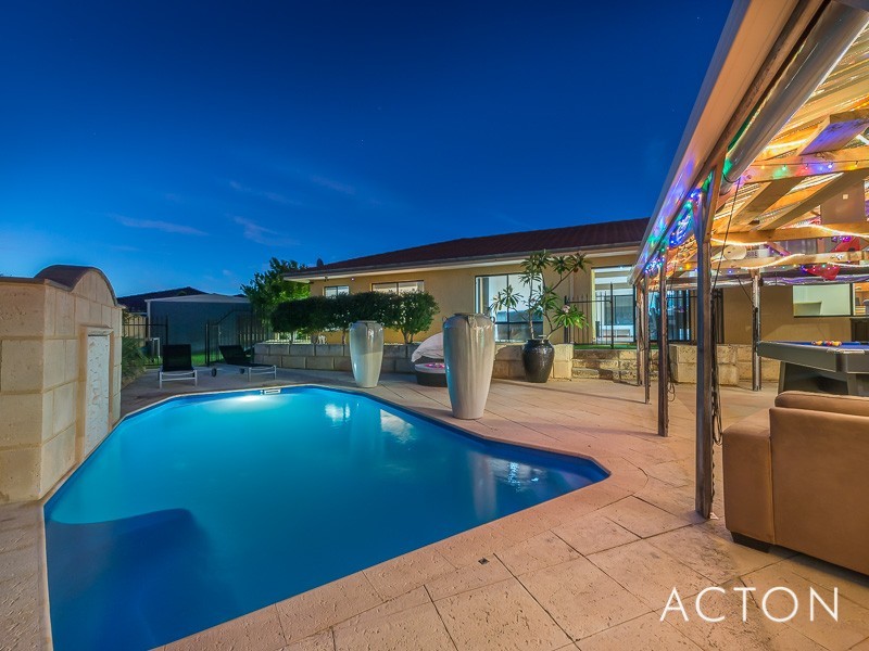 33 Shoalwater Parkway, Iluka WA 6028