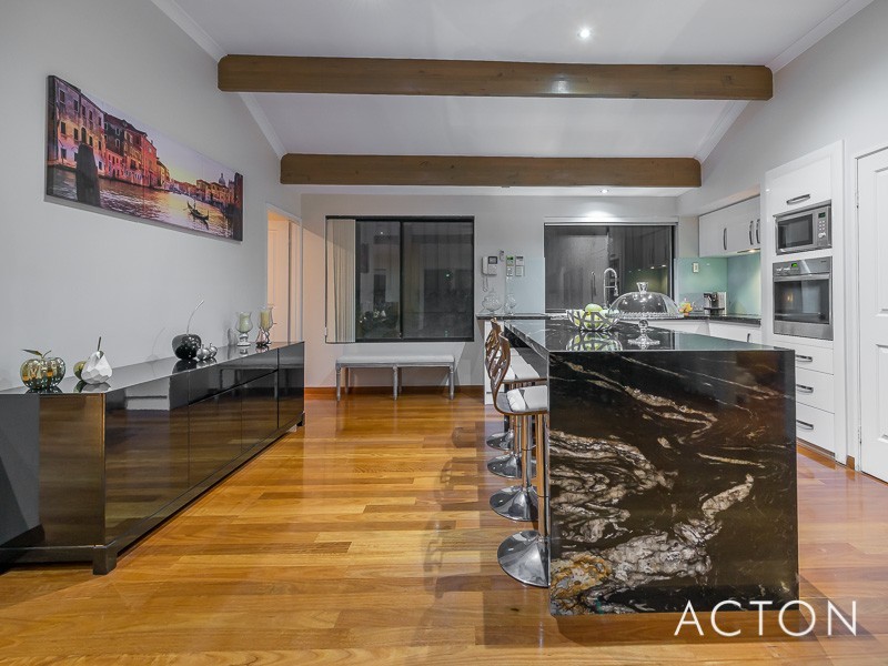 33 Shoalwater Parkway, Iluka WA 6028