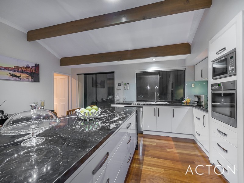 33 Shoalwater Parkway, Iluka WA 6028