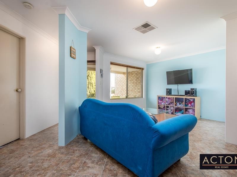 11 Dilkera Place, Quinns Rocks WA 6030