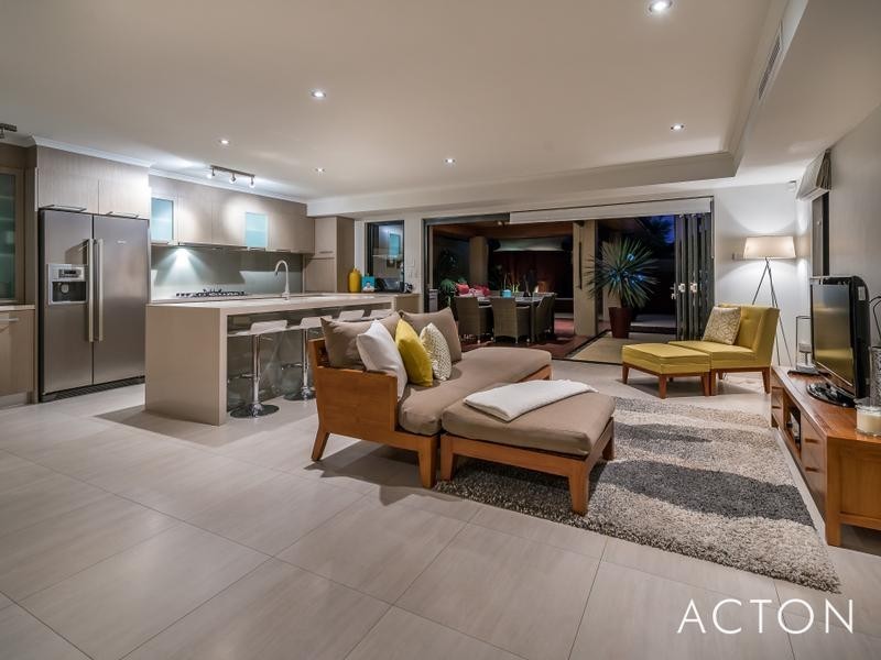 28A Clarecastle Retreat., Mindarie WA 6030