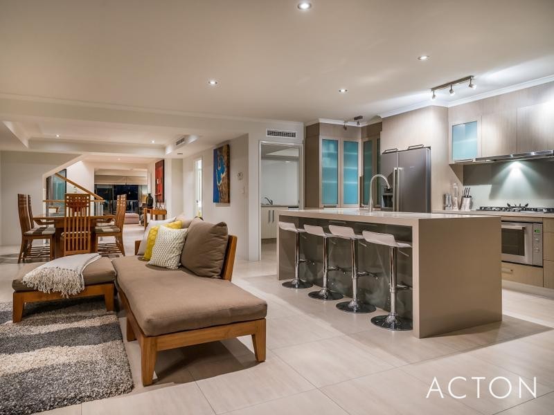 28A Clarecastle Retreat., Mindarie WA 6030