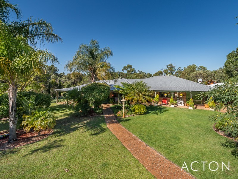 44 Rustic Gardens, Carramar WA 6031