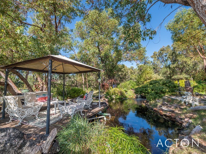 44 Rustic Gardens, Carramar WA 6031