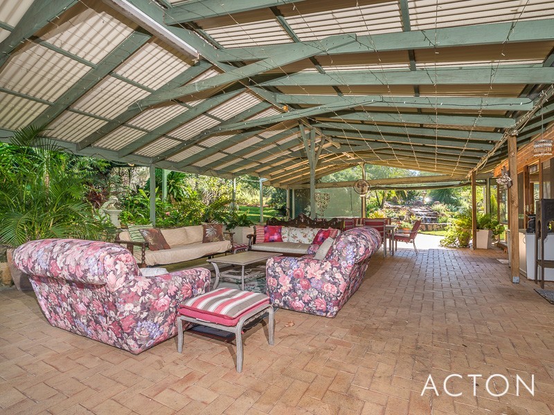 44 Rustic Gardens, Carramar WA 6031