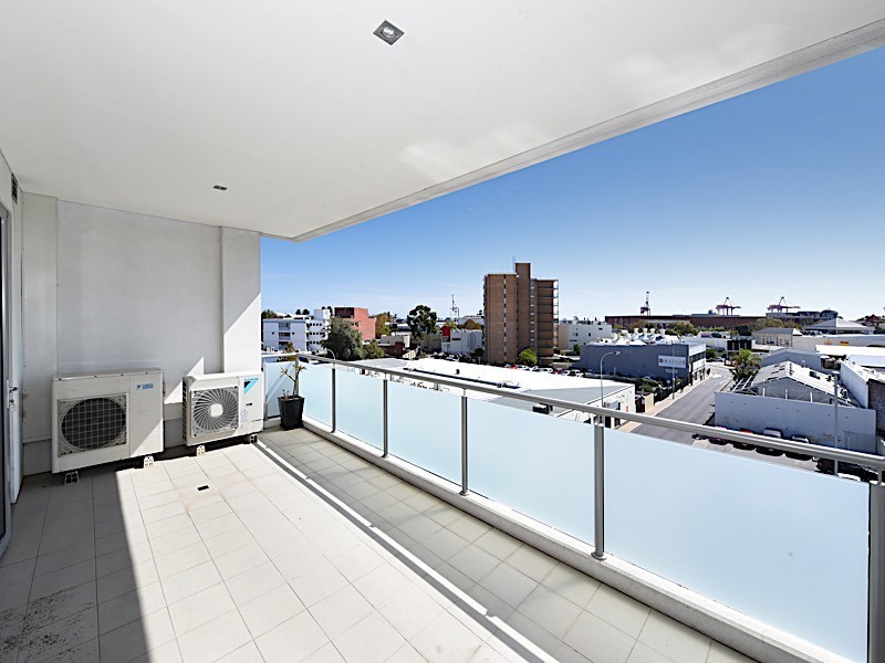 14/185 High Street, Fremantle WA 6160