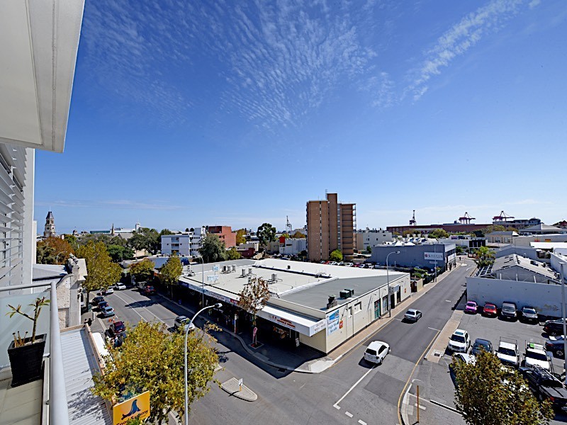 14/185 High Street, Fremantle WA 6160