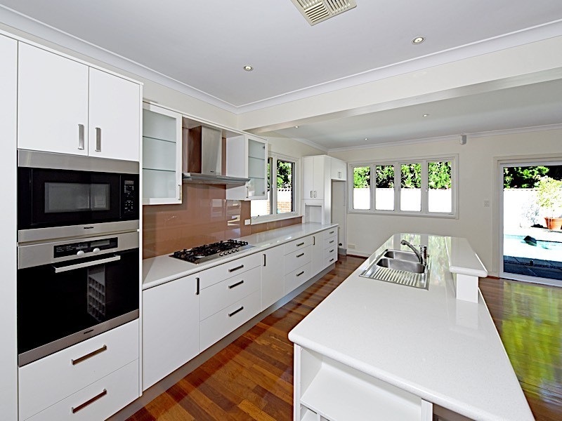 3 East Lorne Street, Floreat WA 6014