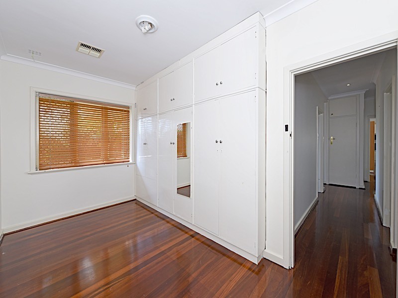 3 East Lorne Street, Floreat WA 6014