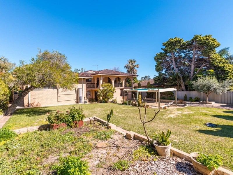 52 Oban Road, City Beach WA 6015