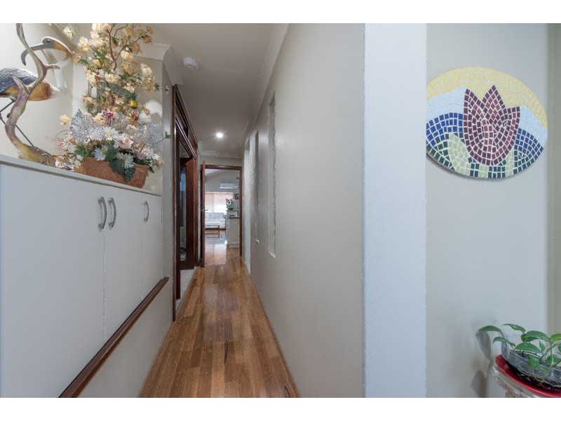 15 Cromford Way, Carine WA 6020