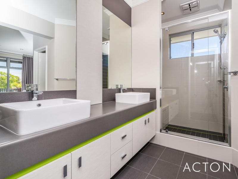 14 Hollington Boulevard, Alkimos WA 6038