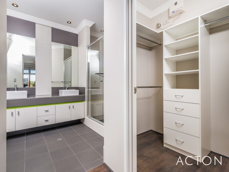 14 Hollington Boulevard, Alkimos WA 6038