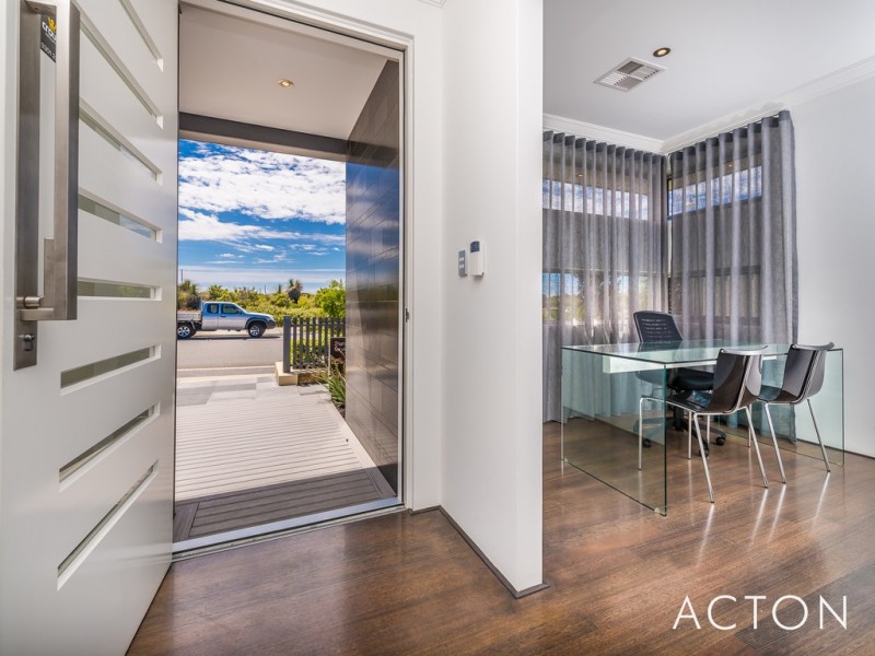 14 Hollington Boulevard, Alkimos WA 6038