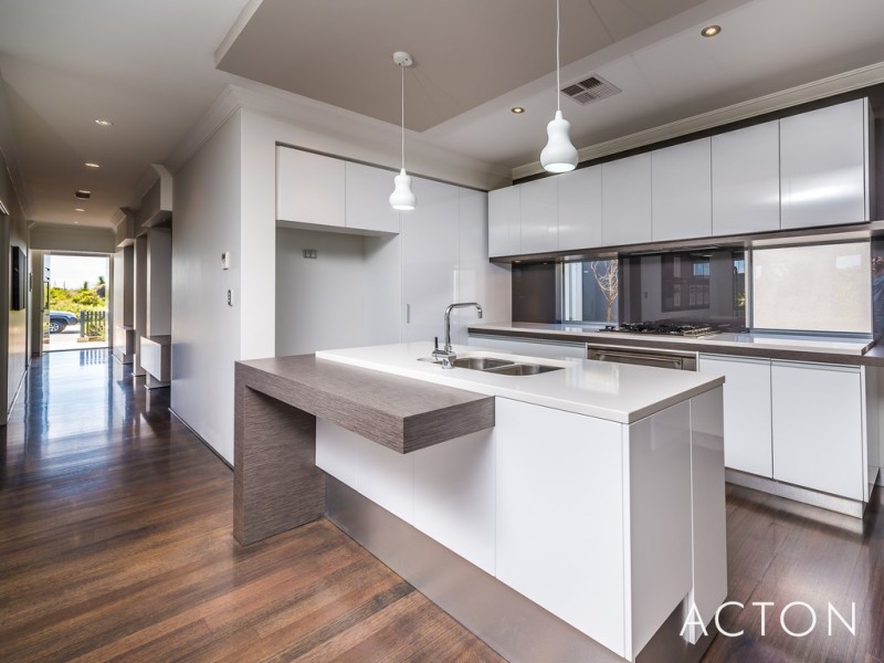 14 Hollington Boulevard, Alkimos WA 6038